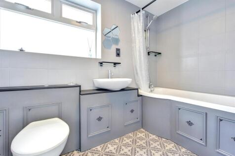Bathroom.jpeg