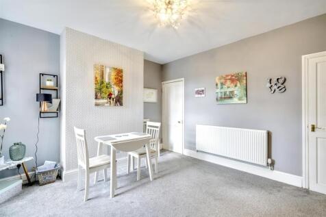 Dining/Sitting Room