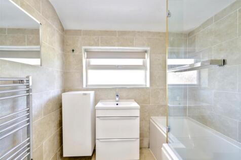 Bathroom 1_1.jpeg