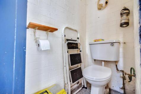 Outside WC.jpeg