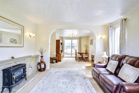 Lounge/Sitting Room