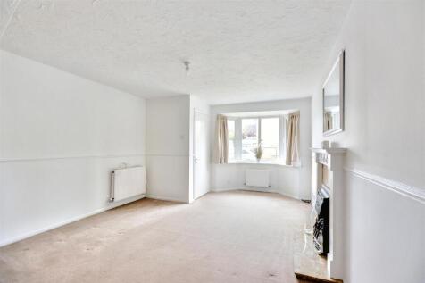 Lounge/Sitting Room
