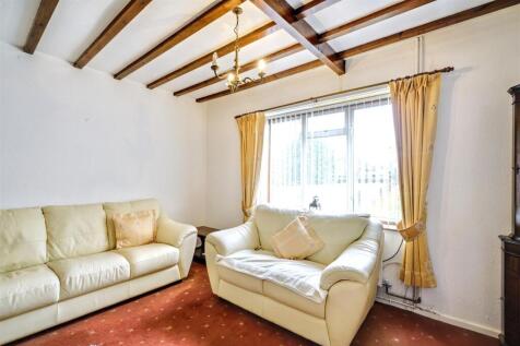 Lounge/Sitting Room