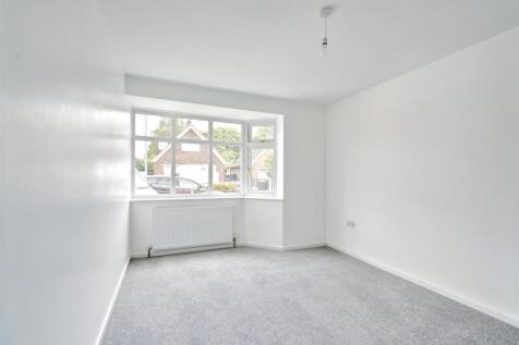 Bedroom 1_1.jpeg