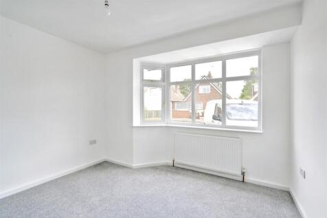Bedroom 2_2.jpeg