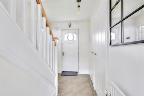 Hallway_1.jpeg