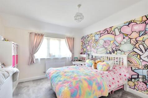 Bedroom 2_1.jpeg