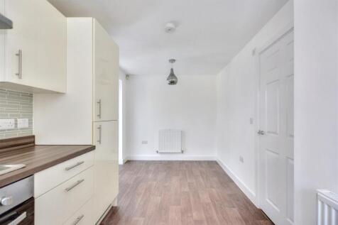 Kitchen_2.jpeg
