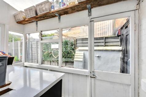 Lean-to