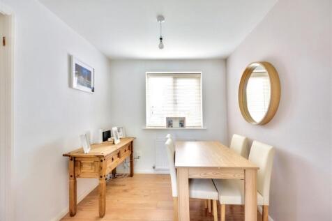 Dining Room_1.jpeg