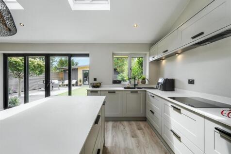 Dining/Living Kitchen