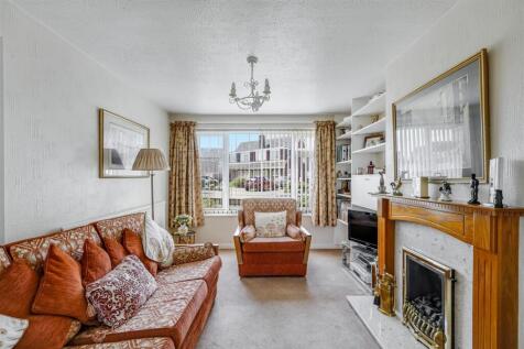 Lounge/Sitting Room