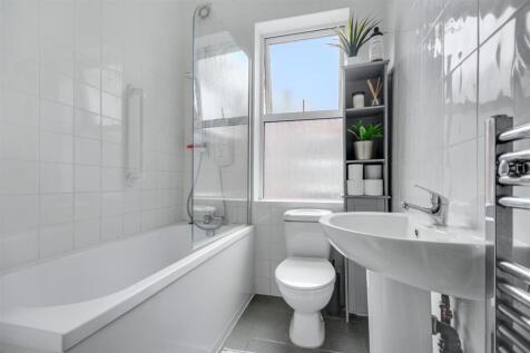 Bathroom.jpeg