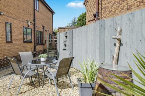 Outside Secondary Seating &amp; Table