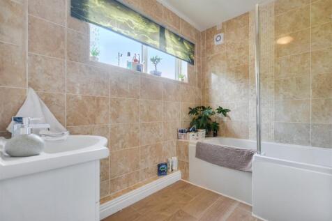 Bathroom.jpeg