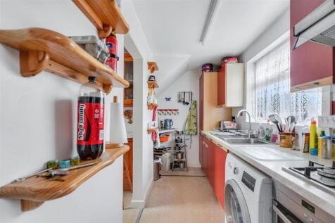 Kitchen_1.jpeg