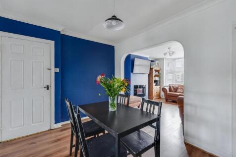 Dining Room_2.jpeg