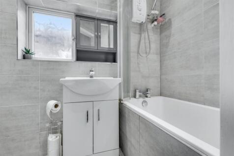 Bathroom_1.jpeg