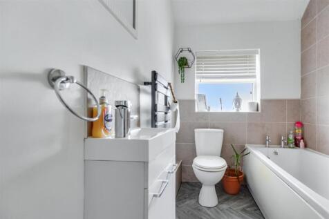Bathroom.jpeg