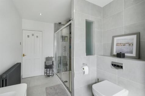 Shower Room 1_1.jpeg