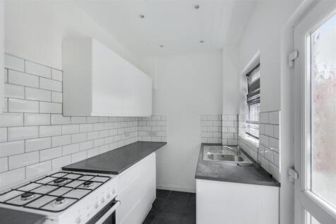 Kitchen_1.jpeg