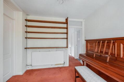 Bedroom 2_3.jpeg