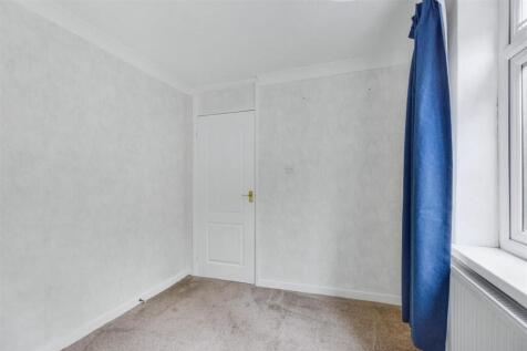 Bedroom 3_2.jpeg