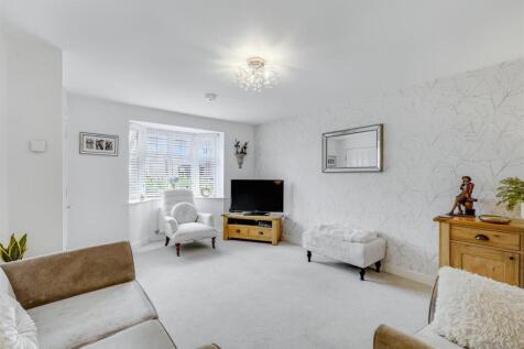 Lounge/Sitting Room