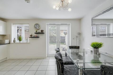 Dining/Living Kitchen
