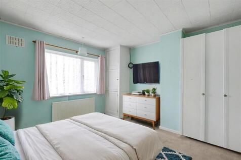 FK3b-kVTlEGirWKCKaCXhQ - Bedroom - Modern - 4.jpg