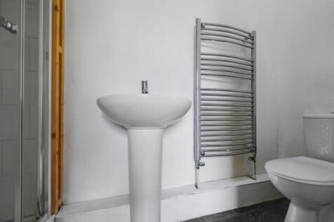 En Suite 2.jpeg
