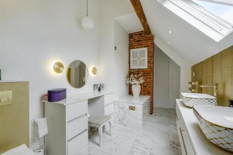 En-Suite Bed 1