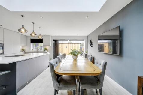 Dining/Living Kitchen