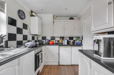 Kitchen_2.jpeg