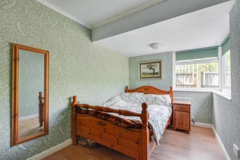 Bedroom 2_1.jpeg