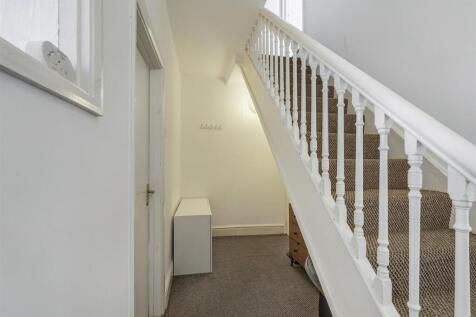 Hallway.jpeg
