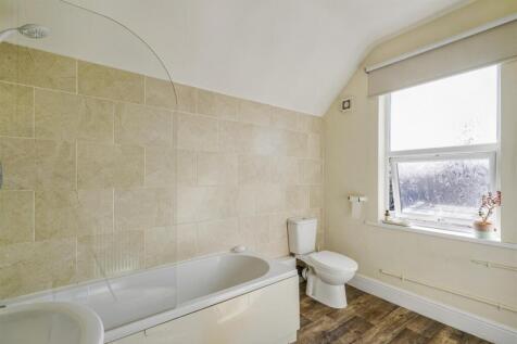 Bathroom 1_1.jpeg