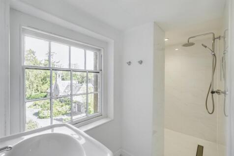 Ensuite 2_1.jpeg