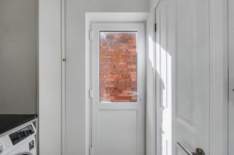 Rear Hall/Utility