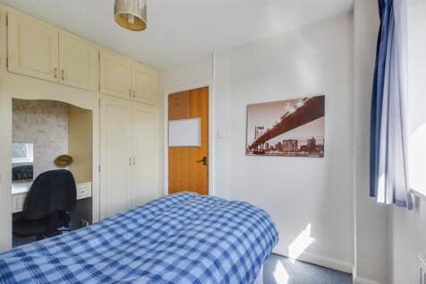 Bedroom 2_1.jpeg
