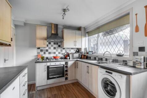 Kitchen_1.jpeg