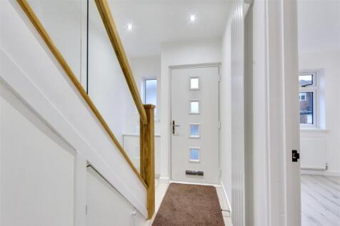 Entrance Hall_1.jpeg