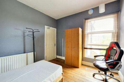 Bedroom 2_2.jpeg