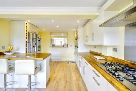Open Plan Breakfast Kitchen