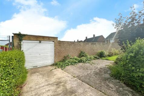 Detached Garage