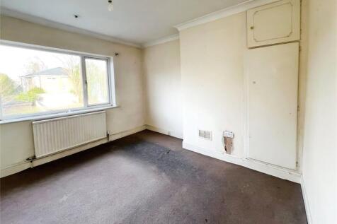 Bedroom 1 (Back)