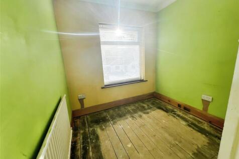 Bedroom 3 (Front)