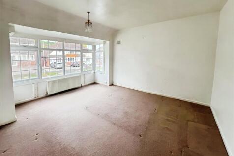 Front Bedroom 2