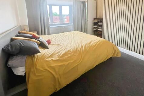 Bedroom 2 (Front)