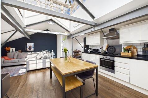 Kitche/Diner/Lounge